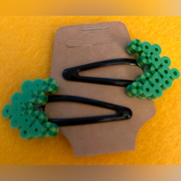 Barrettes - Picture 7 of 9